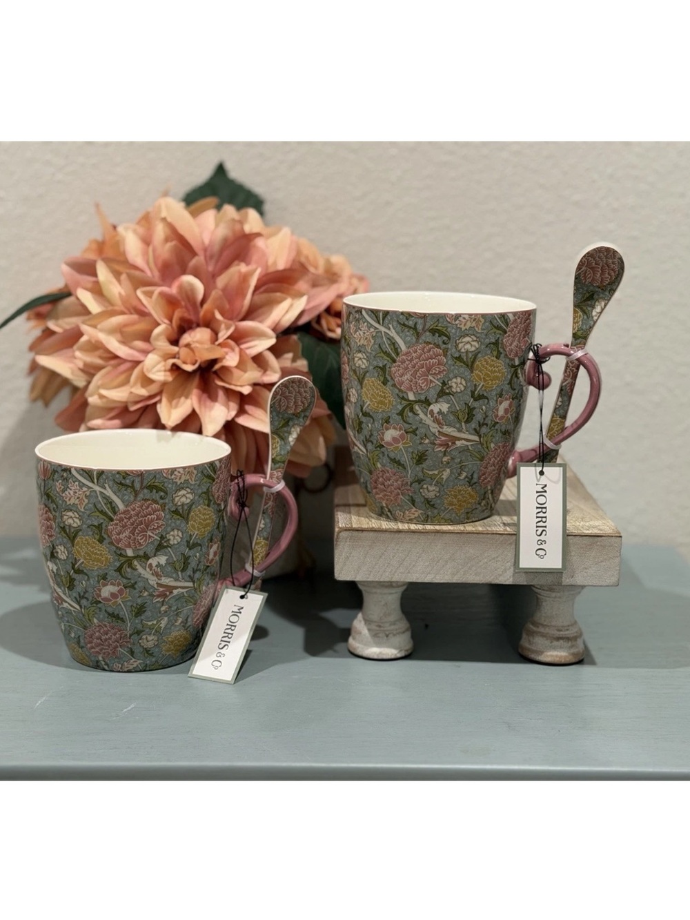 Morris & Co "Cray" Mugs w/Spoons
Dusty Blue Mauve Mustard Gold Olive
Floral Set2